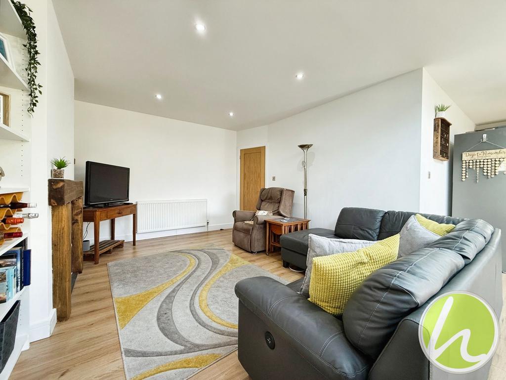 Living Room/ Dining Area