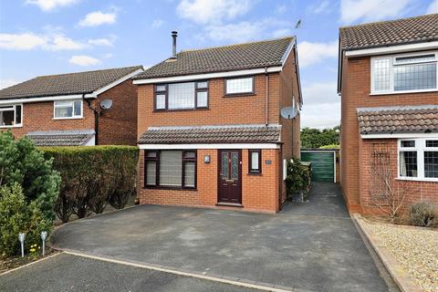 3 bedroom detached house for sale, Mallards Close, Alveley, Bridgnorth