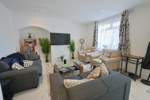 2 bedroom terraced house for sale, Gold Hill, Edgware, Middlesex, HA8