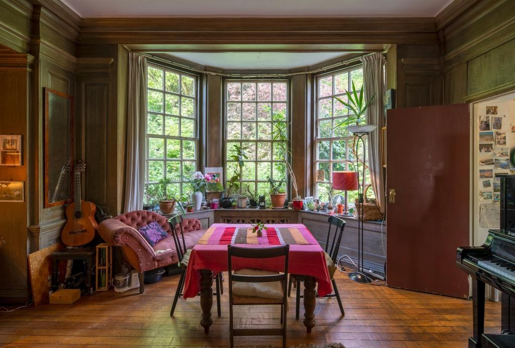 Reception Room
