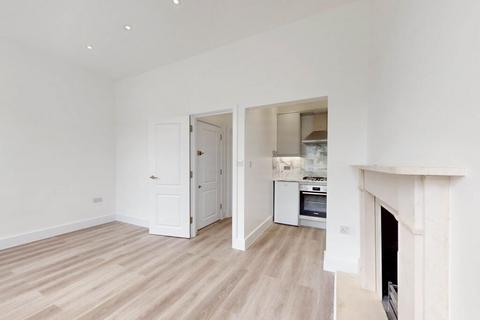 1 bedroom apartment to rent, Blenheim Terrace, London NW8