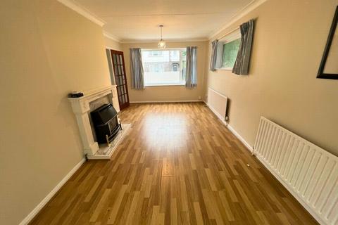 3 bedroom end of terrace house to rent, Regent Street, Oadby, LE2