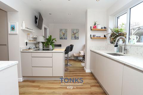 undefined, Summerfields Avenue, Halesowen B62