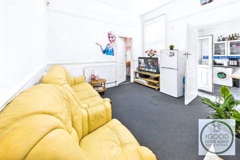 31 Close Street, Sunderland, SR4 6EN