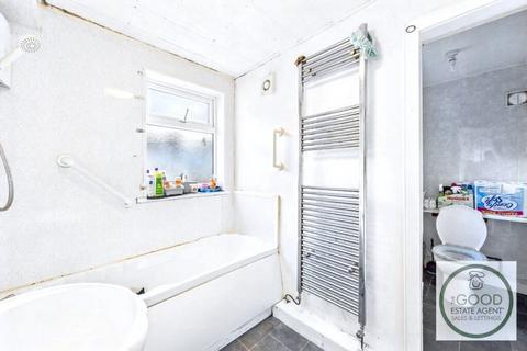 31 Close Street, Sunderland, SR4 6EN