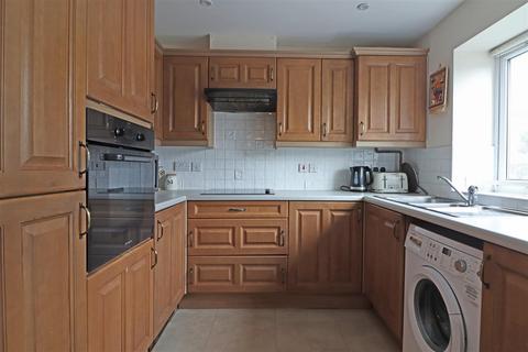2 bedroom retirement property for sale, 89 Ladbroke Road, Redhill