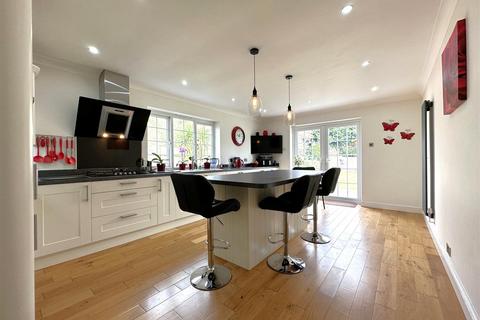 undefined, Newton Close, Swinderby, Lincoln