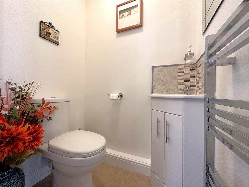 Ground Floor W.C. 329