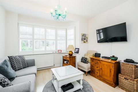 2 bedroom maisonette for sale, Forest Side, North Chingford