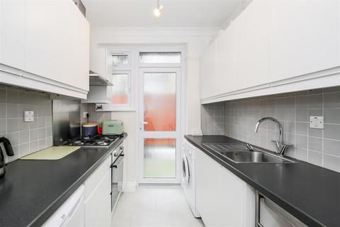 33 Forest Side, London, E4 6BA