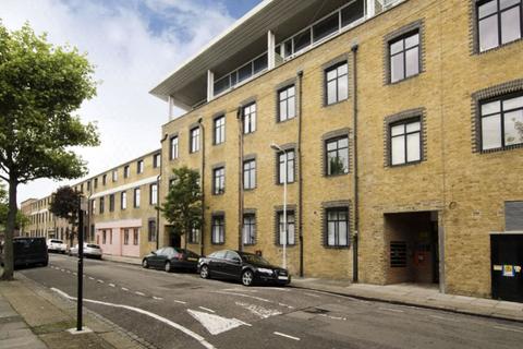 2 bedroom flat to rent, Jedburgh Road, London E13