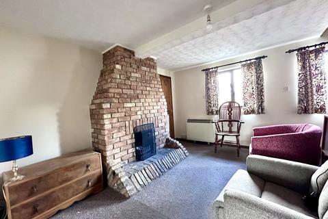 2 bedroom end of terrace house for sale, Aldreth Road, Haddenham, Ely, Cambridgeshire