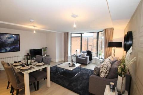 2 bedroom apartment to rent, Weybridge, Surrey, KT13