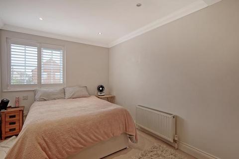 3 bedroom end of terrace house for sale, Dudley Road, Clacton-on-Sea CO15