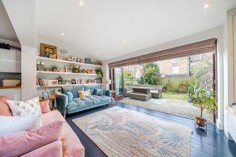 42a Childebert Road, London, SW17 8EX