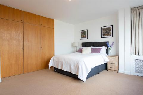 4 bedroom apartment to rent, Lyndhurst Court, St John's Wood, NW8