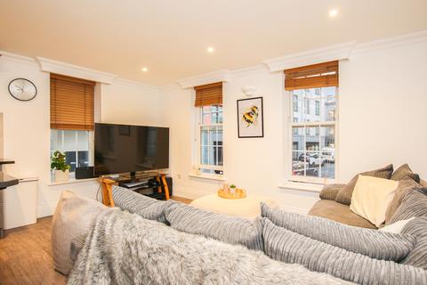 1 bedroom property for sale, Allez House, St Peter Port, Guernsey, GY1