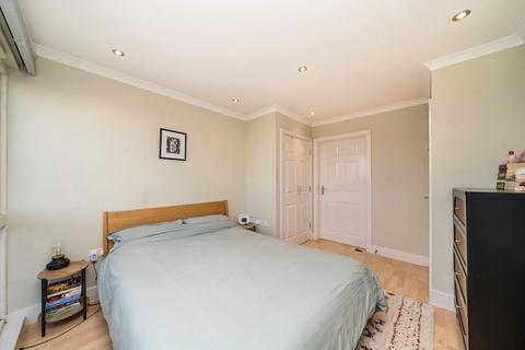 1 bedroom flat for sale, Evan Cook Close, London SE15