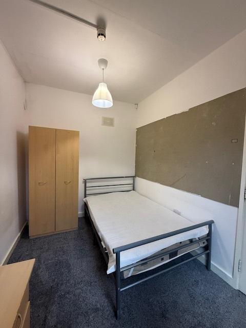 Room 4