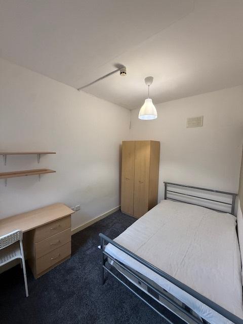 Room 4