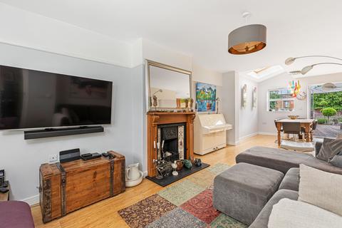 4 bedroom semi-detached house to rent, Hampden Road, Muswell Hill, London, N10