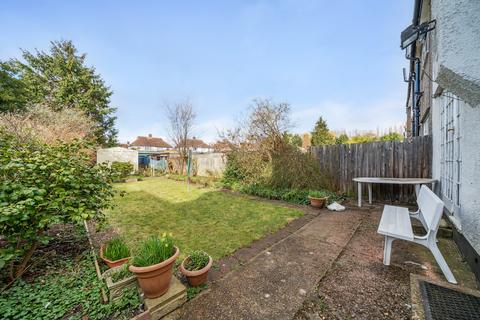 29 Carstairs Road, London, SE6 2SL