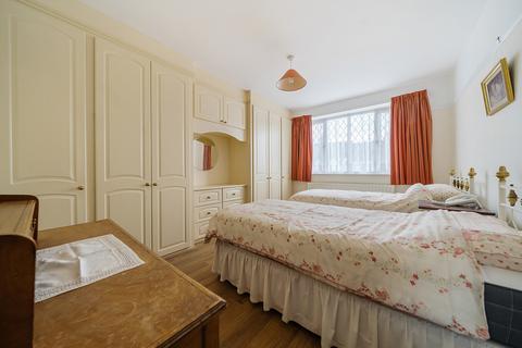 29 Carstairs Road, London, SE6 2SL