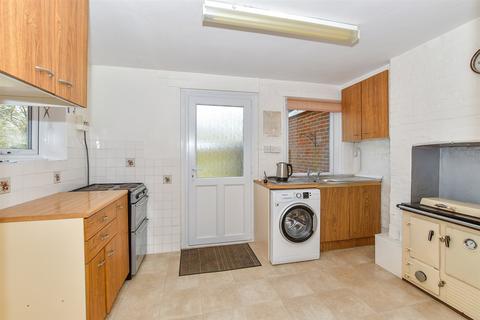 3 bedroom end of terrace house for sale, Station Road, Tonbridge TN17