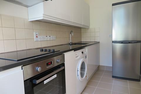 2 bedroom flat to rent, Lower Road, Surrey Quays SE16