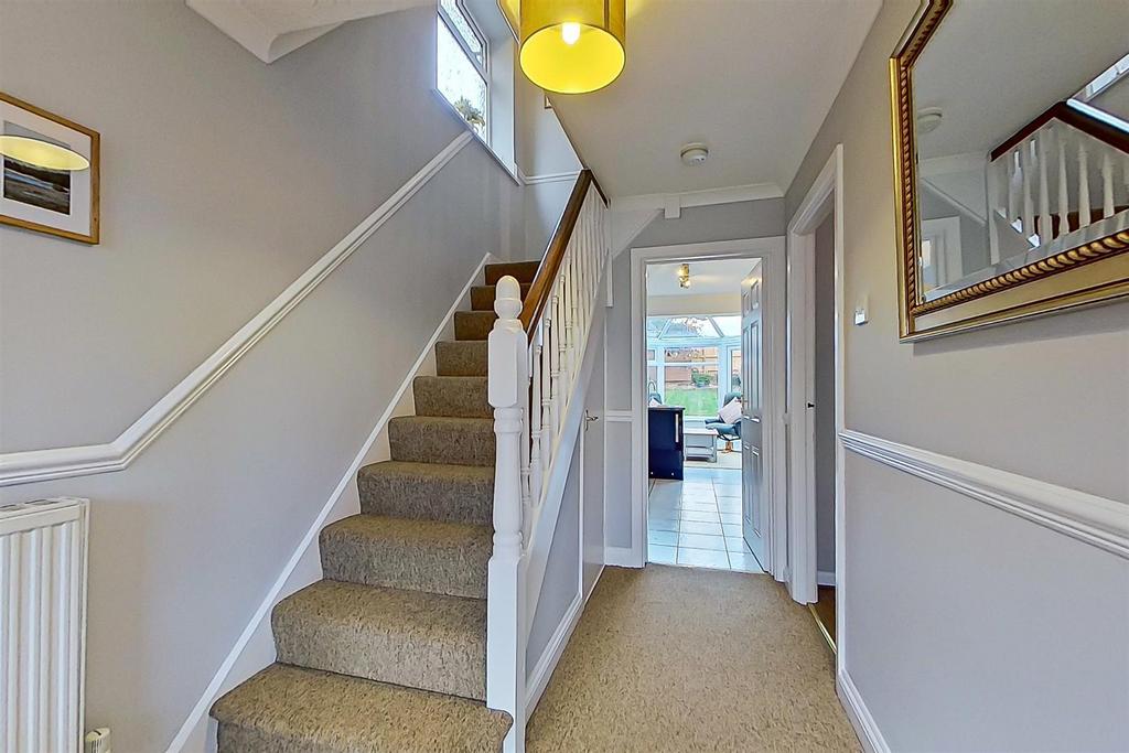 12. 19 Heath Croft Road inside-26 (Large).jpg