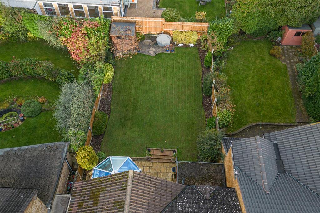 27. 19 Heath Croft Road drone-4 (Large).jpg