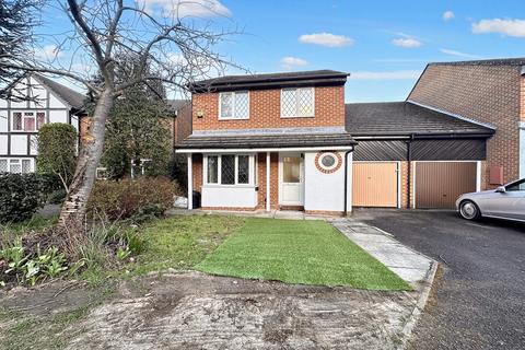 4 bedroom semi-detached house to rent, Brearley Close, Uxbridge, Greater London