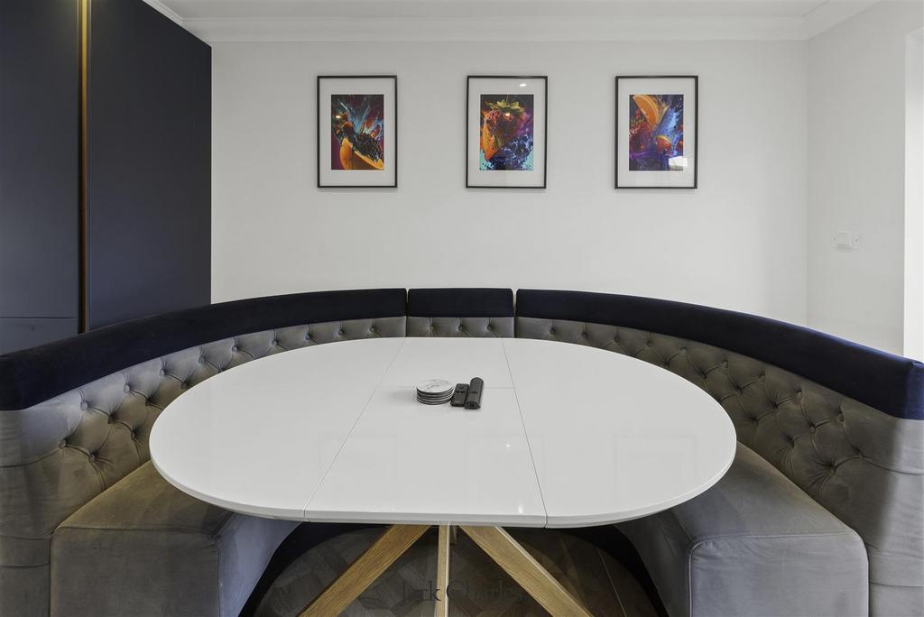 19 Kiln Way-50.JPG