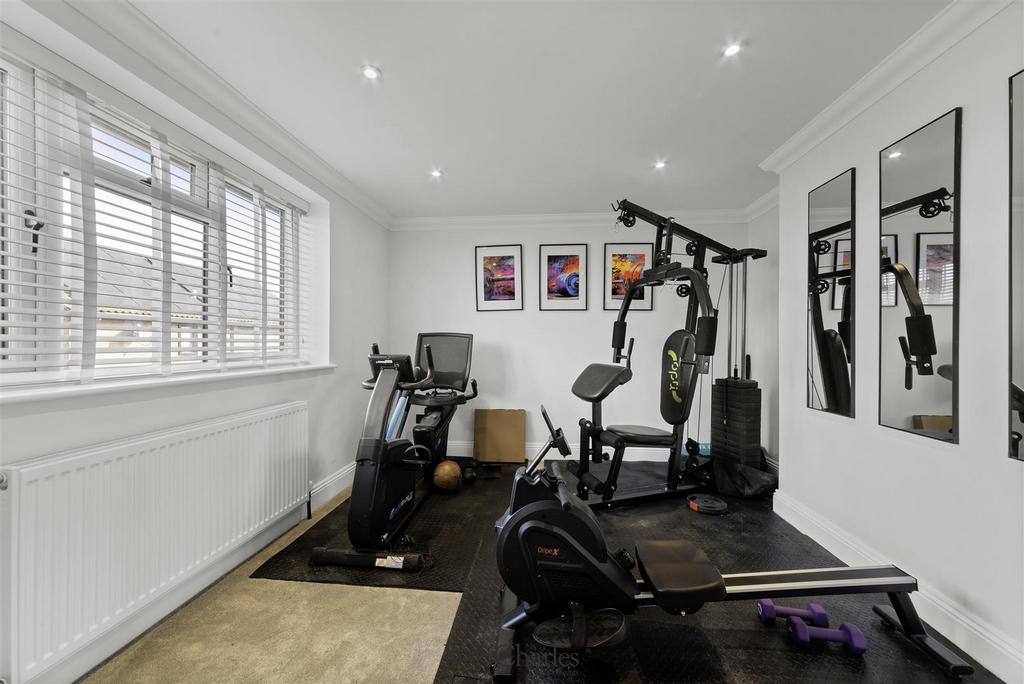 19 Kiln Way-14.JPG