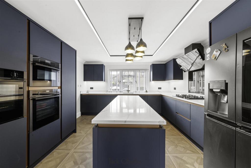 19 Kiln Way-49.JPG