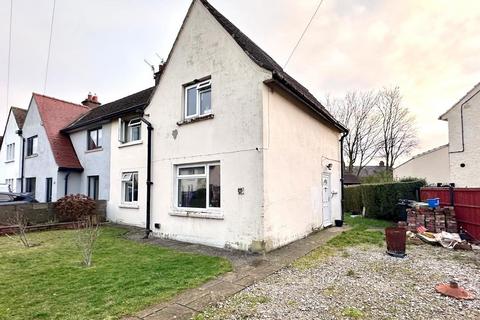 3 bedroom end of terrace house for sale, Newall Avenue, Otley