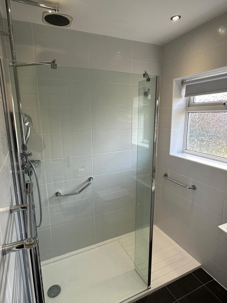 Bathroom - shower unit