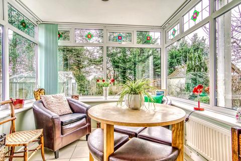 16 Constitution Hill Road, Poole, BH14 0QD