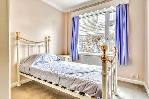 16 Constitution Hill Road, Poole, BH14 0QD