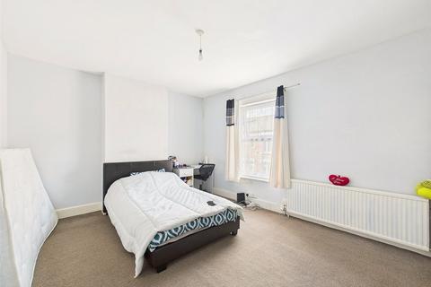 40 Salisbury Road, Gloucester, GL1 4JQ
