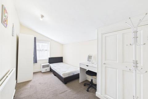 40 Salisbury Road, Gloucester, GL1 4JQ