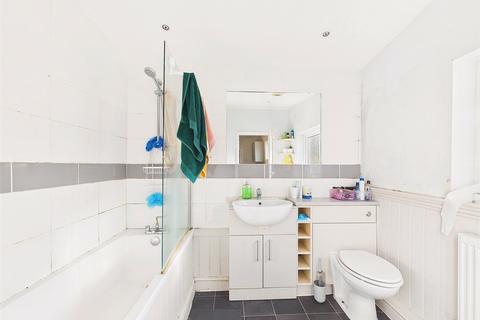 40 Salisbury Road, Gloucester, GL1 4JQ