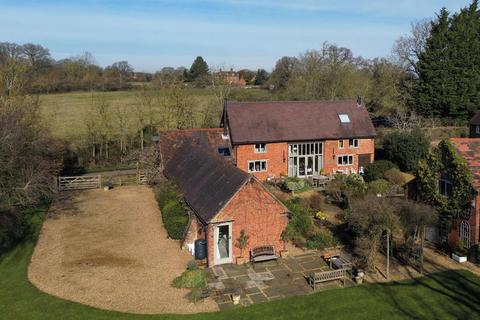 5 bedroom barn conversion for sale, Kites Nest Lane, Beausale, Warwick, Warwickshire, CV35.