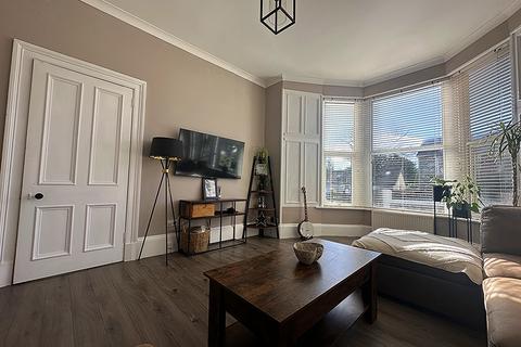 86 Auchamore Road, Dunoon, PA23 7JL