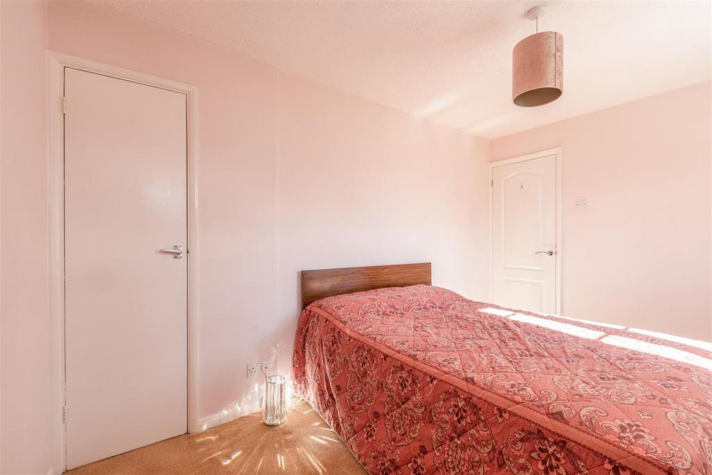 Bedroom 2 2.jpg