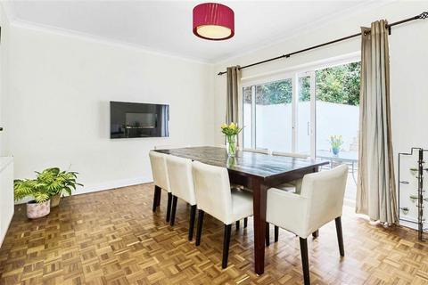 5 bedroom detached house for sale, Yester Road, Chislehurst BR7