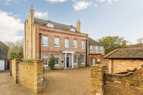 6 bedroom detached house for sale, Chertsey Road, Shepperton TW17