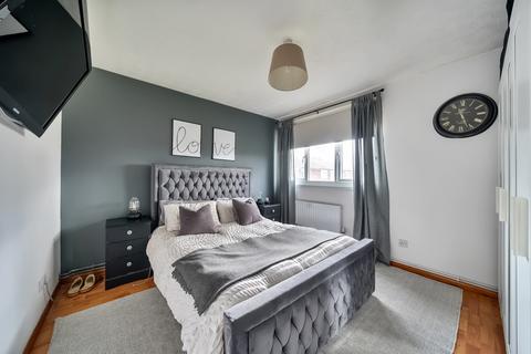 16 Bruthwaite Green, Bedford, MK41 0NH