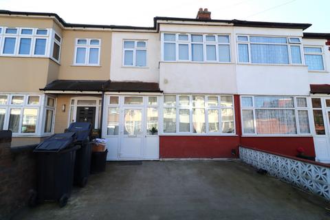 3 bedroom terraced house for sale, Henley Road, Ilford IG1