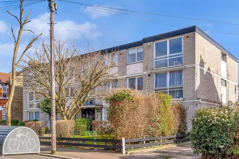 2 bedroom flat for sale, Stanley House, Hainault Road, Leytonstone, E11